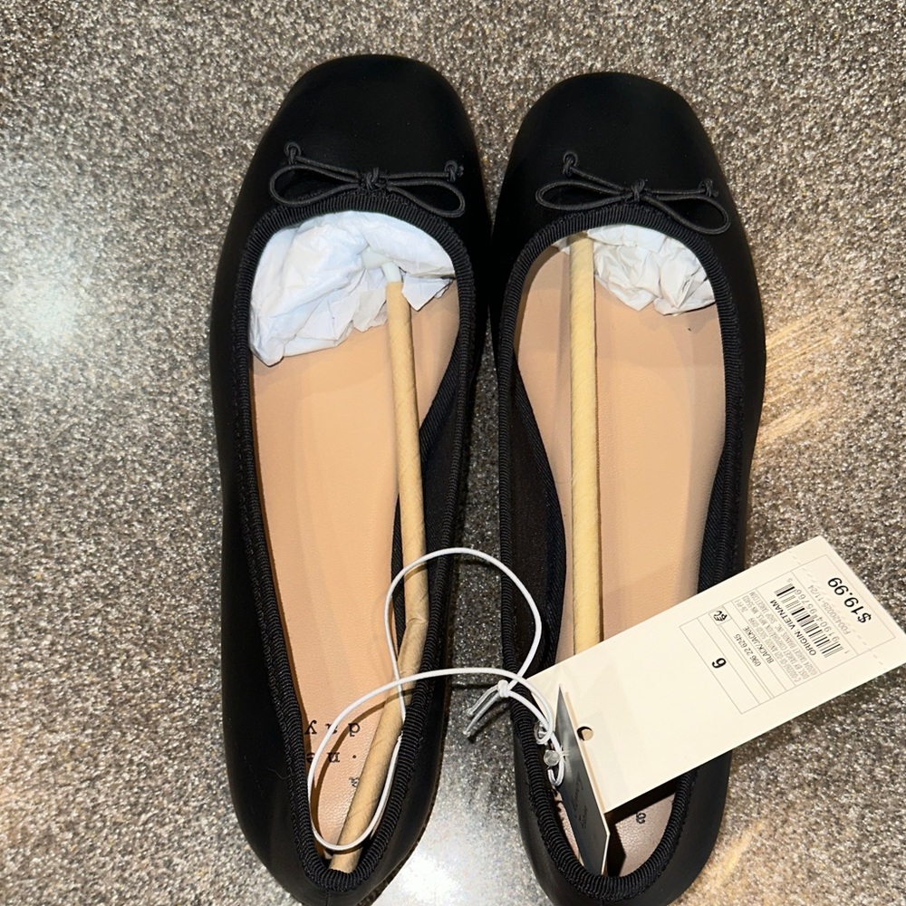 a new day Black Bow Flats